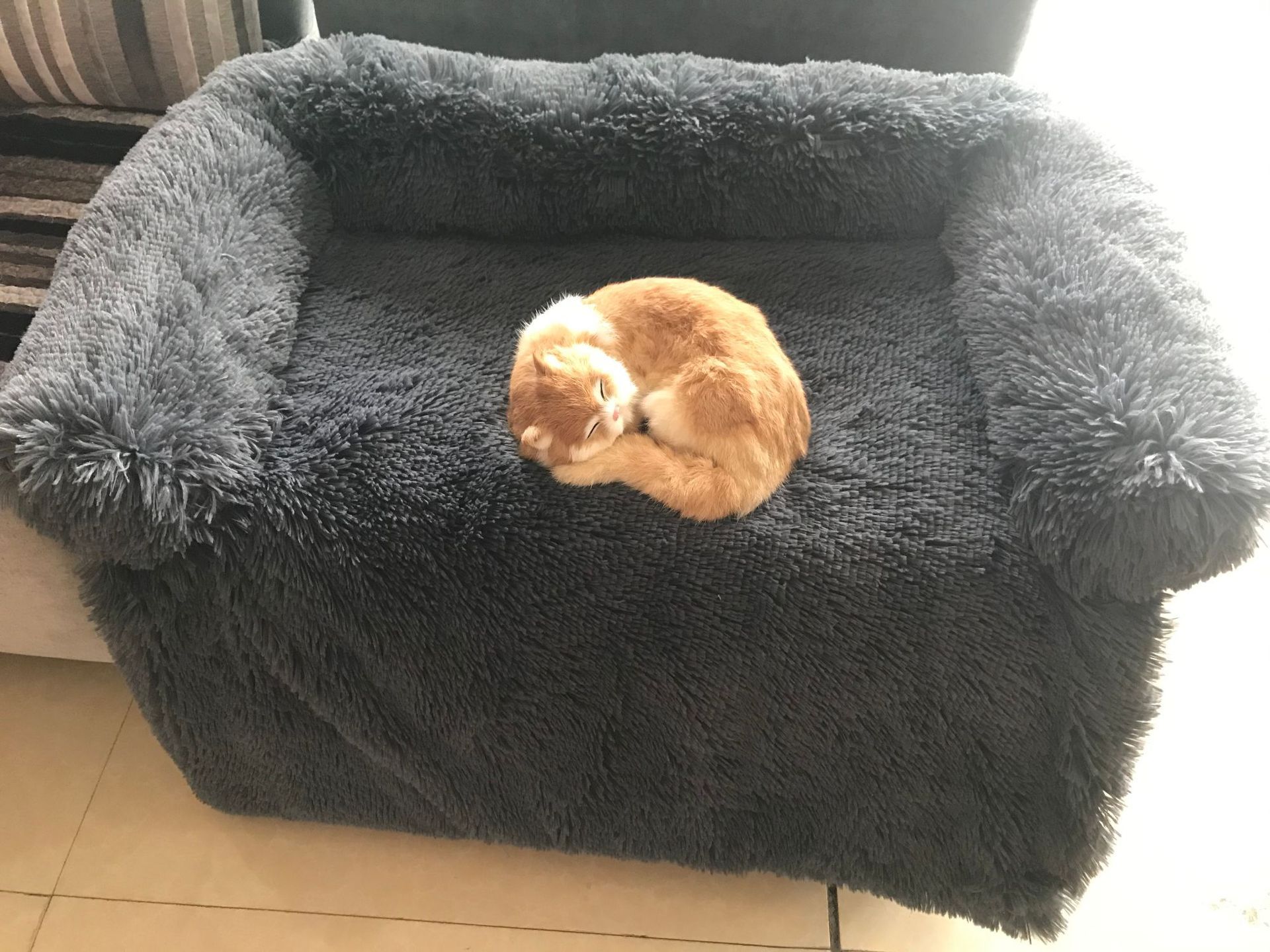 Plush Removable And Washable Blanket Pet Nest - Image 4